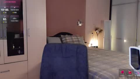 Snapshot of libby_nora chatting on November 9, 10:02 am Libby online show from November 9, 10:02 am