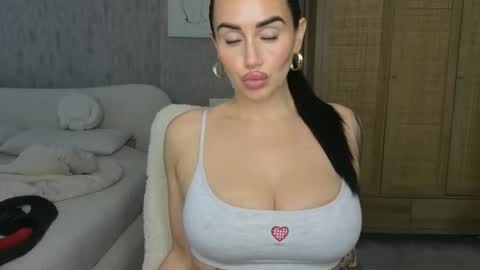 Libby online show from November 15, 1:29 pm