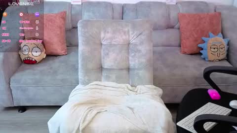 Snapshot of libcam_06 chatting on March 10, 9:20 pm Lib - online show from March 10, 9:20 pm