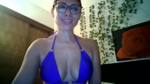 lickablemiami online show from July 19, 4:44 pm