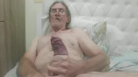 lickittostickit online show from January 13, 12:02 pm