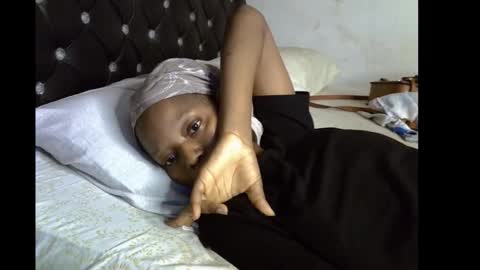 lickmefuckmex online show from December 3, 8:18 pm