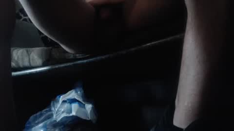 lickurlipz1 online show from October 2, 8:32 am