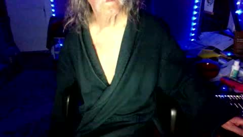 LickYourYoni online show from October 28, 2:42 pm