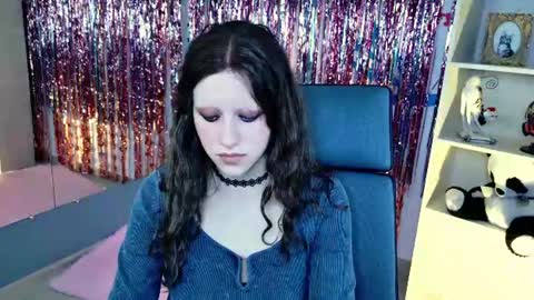 Hey My name is Lida online show from July 20, 9:34 am