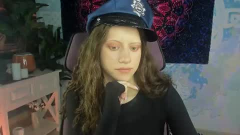 Hey My name is Lida online show from July 26, 10:33 am