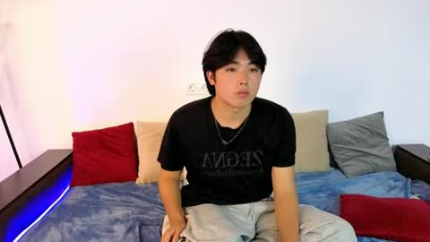 Snapshot of liesasinna chatting on August 3, 9:04 am emjay online show from August 3, 9:04 am