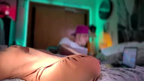 Jordan  Mitchell online show from November 7, 9:31 am