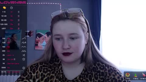 light_lunaa online show from November 21, 8:35 am