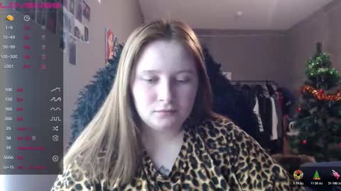 light_lunaa online show from January 6, 3:49 pm
