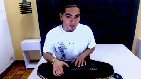 Snapshot of lihanjor_23 chatting on February 14, 11:09 pm Lihan online show from February 14, 11:09 pm