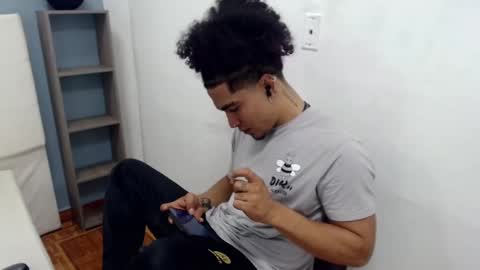 Snapshot of lihanjor_23 chatting on February 24, 12:52 am Lihan online show from February 24, 12:52 am