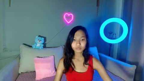 Snapshot of lihnpham chatting on November 28, 3:42 am Lihn Pham online show from November 28, 3:42 am