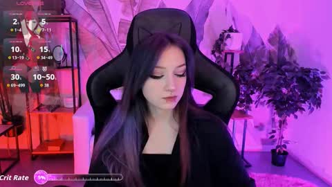 Snapshot of lii_luu chatting on October 4, 1:20 pm LiLu online show from October 4, 1:20 pm