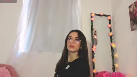 Snapshot of liiaa__7 chatting on July 27, 3:52 pm liiaa online show from July 27, 3:52 pm
