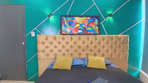 Liiaa Sweett  online show from July 1, 2:29 pm