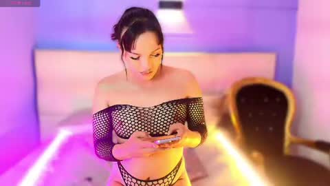 Liiaa Sweett  online show from July 11, 2:09 pm