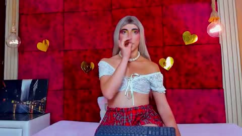 liiacollins online show from January 31, 8:07 pm