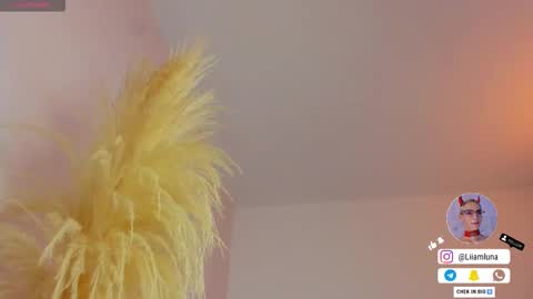 Snapshot of liiamluna chatting on October 24, 9:06 am Liiam Luna online show from October 24, 9:06 am