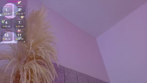 Snapshot of liiamluna chatting on March 9, 9:13 am Liiam Luna online show from March 9, 9:13 am