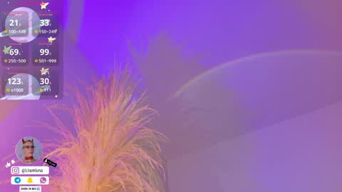 Snapshot of liiamluna chatting on April 11, 11:03 am Liiam Luna online show from April 11, 11:03 am