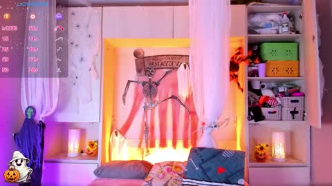         online show from October 16, 11:44 am