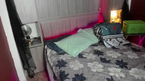         online show from December 4, 11:41 am