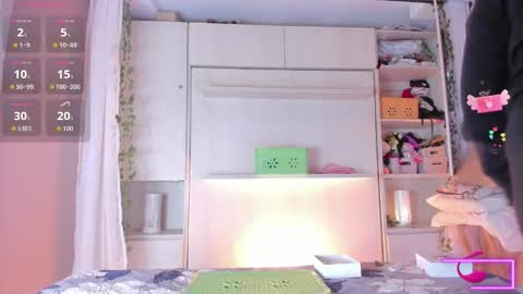         online show from December 5, 11:41 am