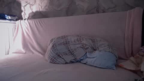 liissa207673 online show from October 25, 9:17 am