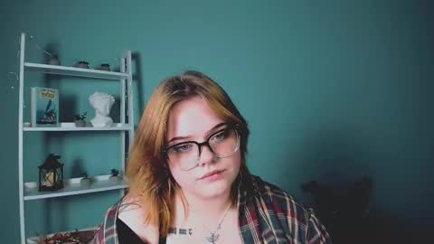 Snapshot of lika_pop chatting on November 23, 9:42 am lika_pop online show from November 23, 9:42 am