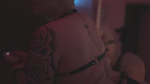 likaaberry online show from October 26, 6:47 pm