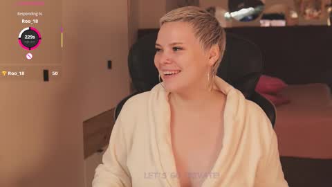 likaaberry online show from November 26, 12:06 pm