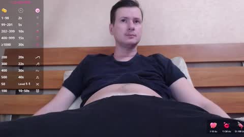 Snapshot of likeable_rogue chatting on October 22, 7:19 am Conor online show from October 22, 7:19 am