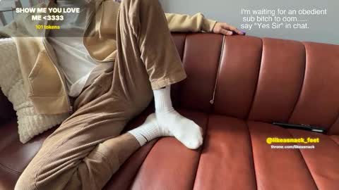 Snapshot of likeasnack chatting on February 28, 4:52 pm likeasnack online show from February 28, 4:52 pm