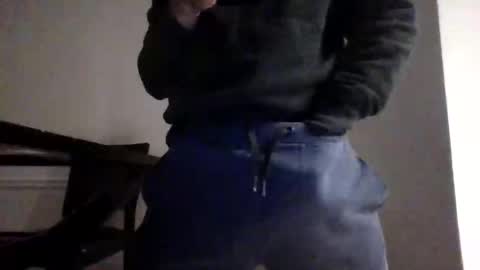 Snapshot of likeitorleaveit008 chatting on October 26, 2:01 pm likeitorleaveit008 online show from October 26, 2:01 pm