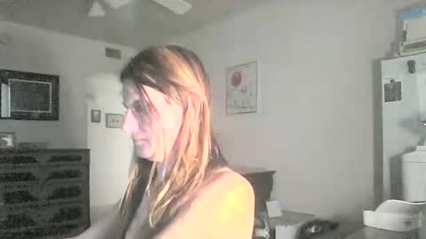 likerightnow online show from July 10, 7:49 pm