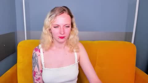 Snapshot of likilip chatting on October 24, 1:24 am likilip online show from October 24, 1:24 am