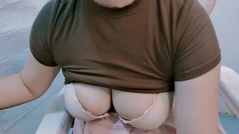 likixi online show from March 22, 1:42 am