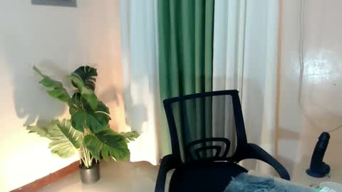 Leng online show from December 30, 2:19 pm