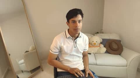 lil online show from February 3, 1:38 pm