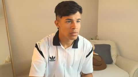 lil online show from February 8, 1:03 pm