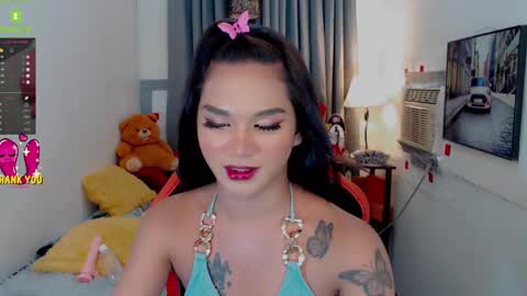LILY online show from December 4, 3:37 am