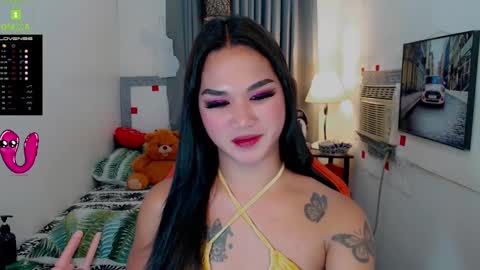 LILY online show from February 16, 8:44 pm