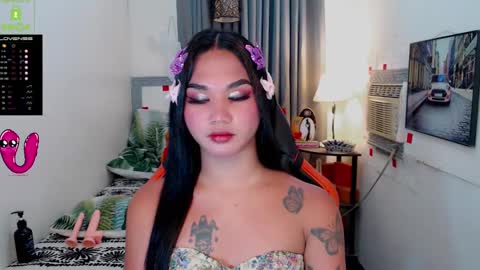 LILY online show from March 10, 10:26 am