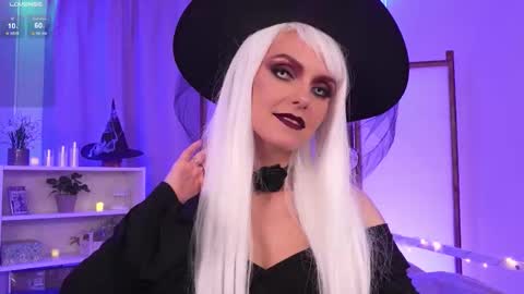 Snapshot of lil_fleur chatting on October 31, 4:52 pm LILIAN use my lovense toy and give me plesure online show from October 31, 4:52 pm