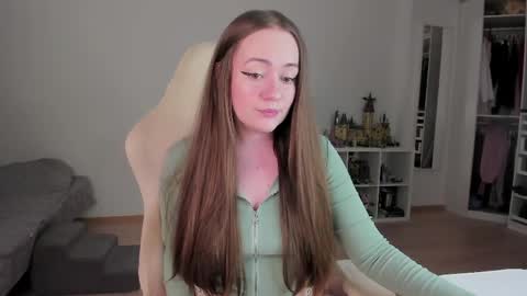 for free registration 3  online show from April 6, 5:25 pm