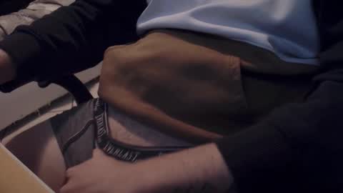 lil_j_ online show from October 14, 7:47 pm