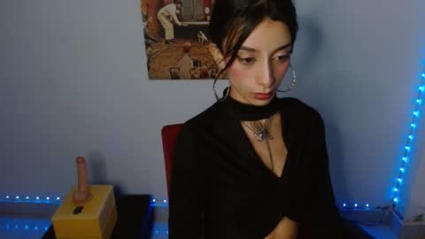 Lisaa online show from January 9, 5:44 am