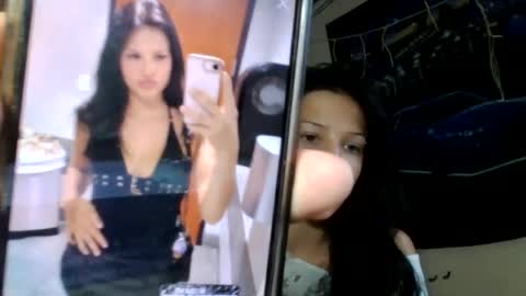 Snapshot of lil_luluvert chatting on July 18, 5:39 pm lil_luluvert online show from July 18, 5:39 pm
