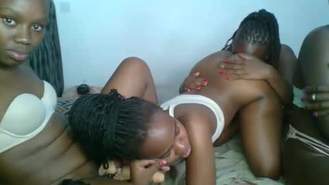 lil_meg online show from March 5, 7:54 pm